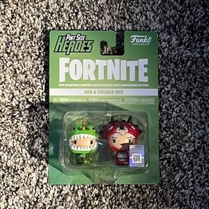 Fortnite Rex and Tricera Ops Mini Fugures